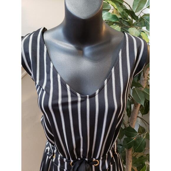 Wrapper Women's Black & White Polyester V-Neck Sleeveless Jumpsuit Size X-Large - Picture 8 of 14